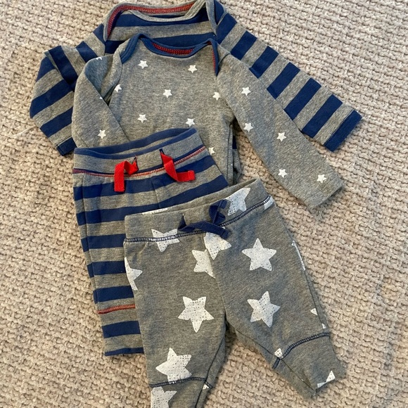 Baby Boy Long Sleeved Mix and Match Onesies and Pants - Picture 5 of 9